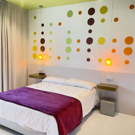 Lahola Glam Suites توريمولينوس المظهر الخارجي الصورة