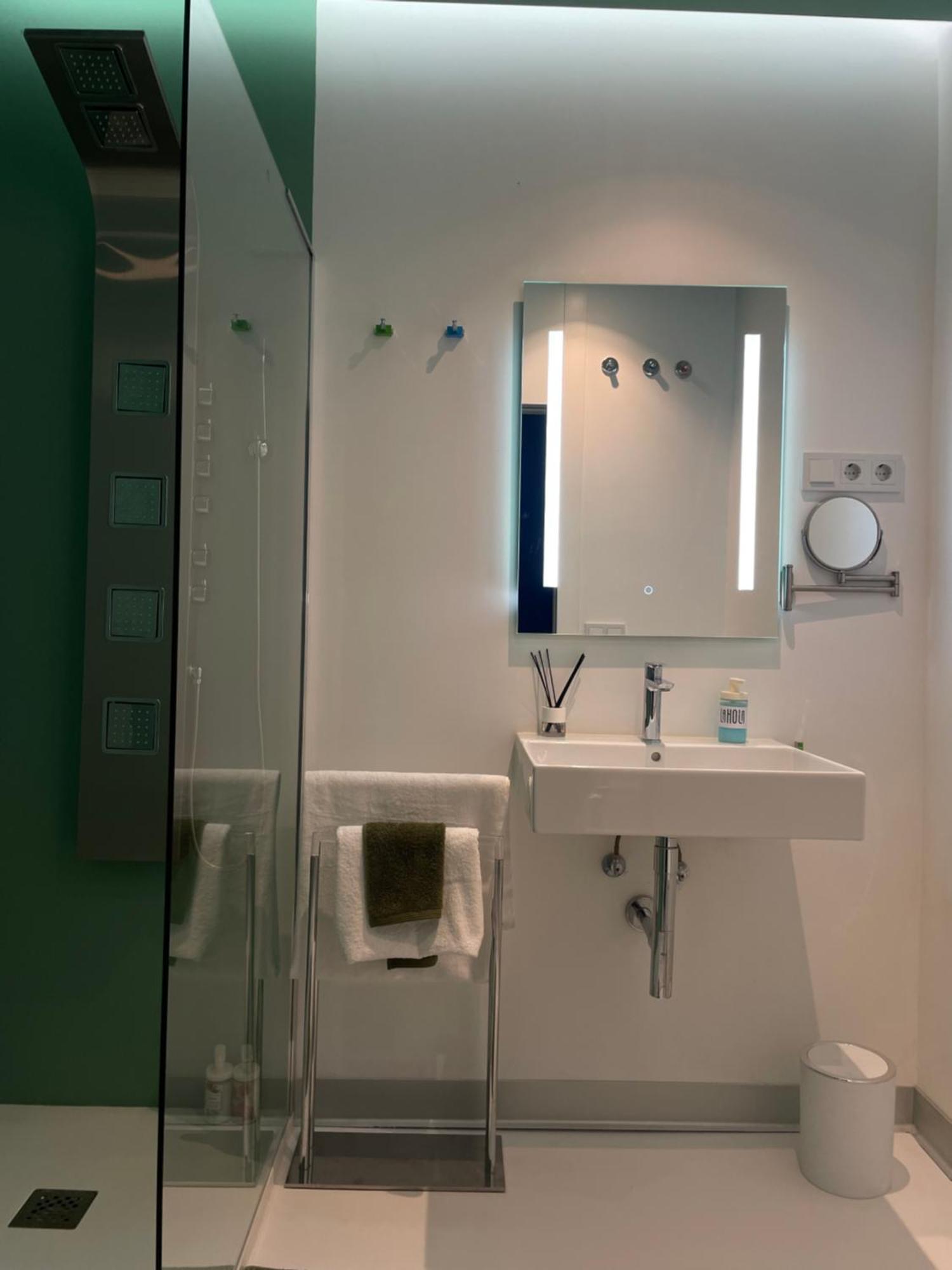 Lahola Glam Suites توريمولينوس المظهر الخارجي الصورة