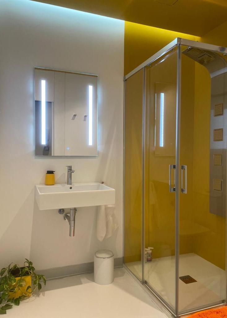 Lahola Glam Suites توريمولينوس الغرفة الصورة